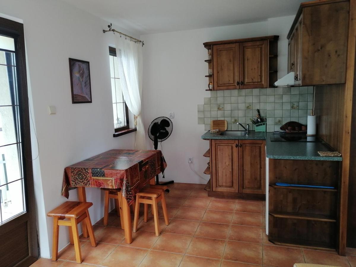 Apartamenty Nad Jeziorem ,,Odpocznij" 리드제보 외부 사진